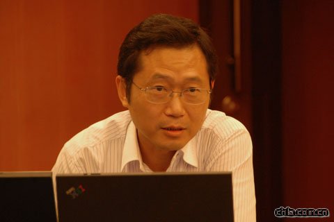 同濟大學景觀學系主任劉濱誼在第三屆全國青年風景園林師沙龍上發言