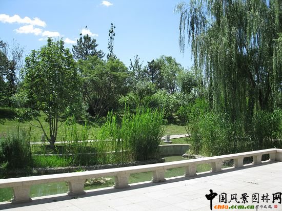 中國(guó)工程院甘霖池景區(qū)側(cè)面效果圖