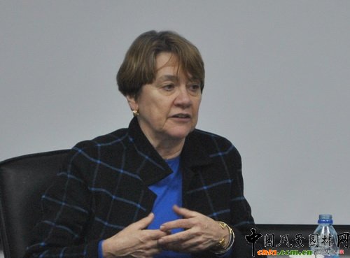 eϦ၆W(xu)O(sh)Ӌ(j)W(xu)ԺԺL(zhng)Marilyn Jordan Taylorɏs̩գŮʿ