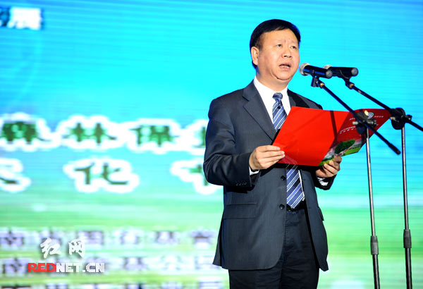 �����ҽ硿2010���ҽ���Hɭ����(ji��)�ߺ������B(t��i)�Ļ���(ji��)�_Ļ(�D)