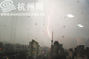 ���ݣ��L���ж����������ͩ�r���۔ࣨ�D��