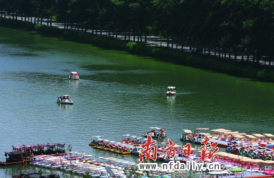 ��ɽ:�A��ˮ�ǾGɫ���ǞI���³�