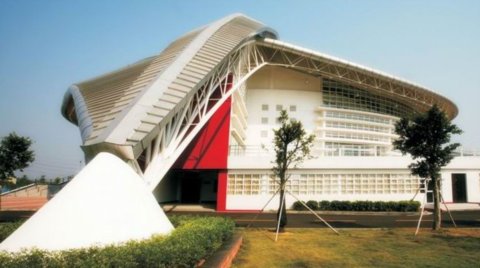 廣外大學(xué)體育館