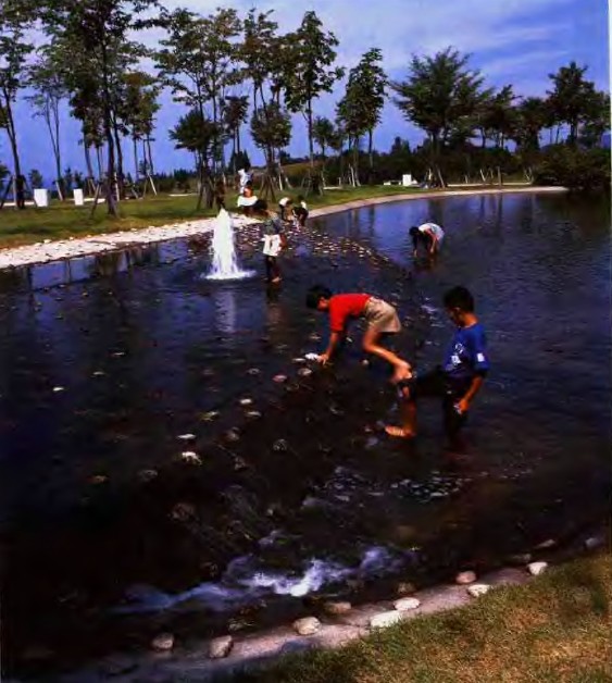 戶田芳樹作品:綠色津南中央庭園 中國風景園林網(wǎng)