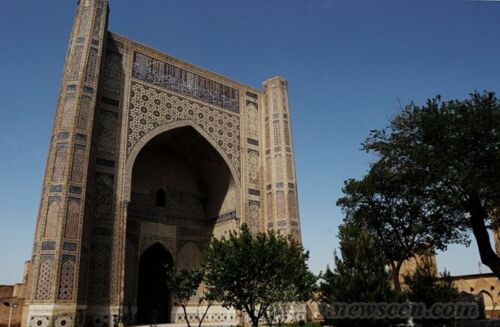 比比哈努姆清真寺