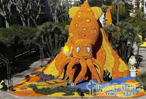 法國芒通檸檬節上的雕塑作品