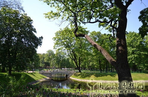 米哈伊洛夫斯基宮廷花園