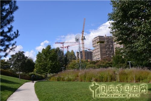 克里希?巴蒂尼奧勒公園