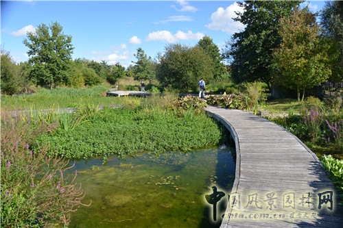 法國(guó)南泰爾市Chemin公園