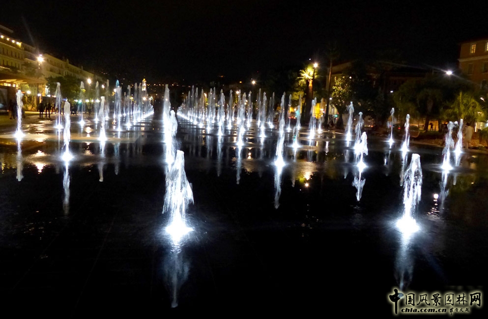 法國尼斯帕隆河濱水公園景觀設(shè)計