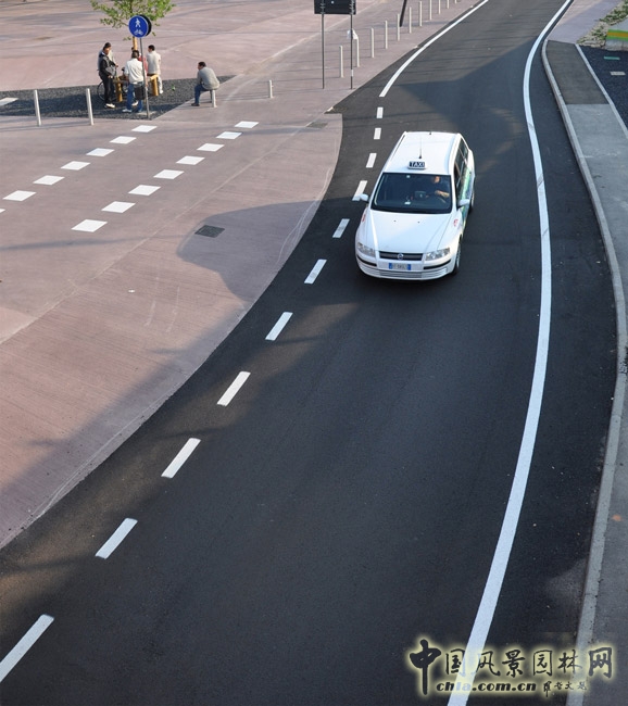 意大利帕多瓦火車站前廣場景觀設計