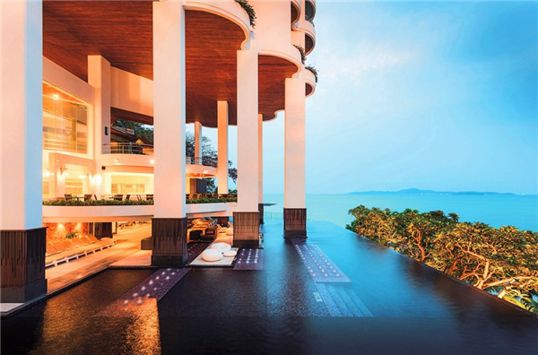 泰國：芭堤雅皇家克里夫酒店