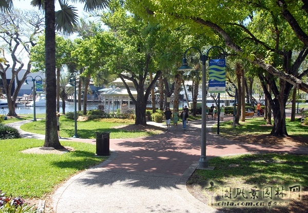 對話大師：查爾斯·道格拉斯·庫曼