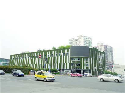 上海:最大單體綠墻亮相五角場