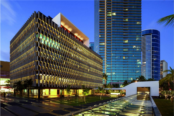 ASLA：夏威夷IBM大樓廣場設(shè)計(jì)