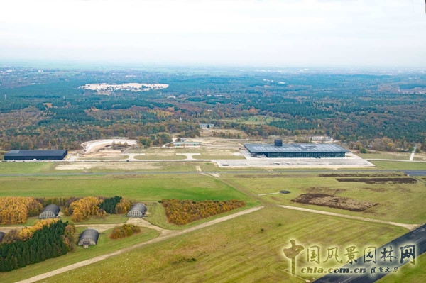 8月12日頭條:荷蘭蘇斯特貝赫軍事博物館項目賞析