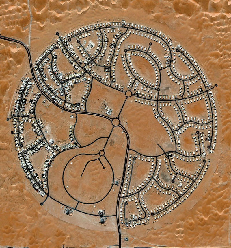 攝影師航拍罕見(jiàn)地球景觀鼓勵(lì)熱愛(ài)自然