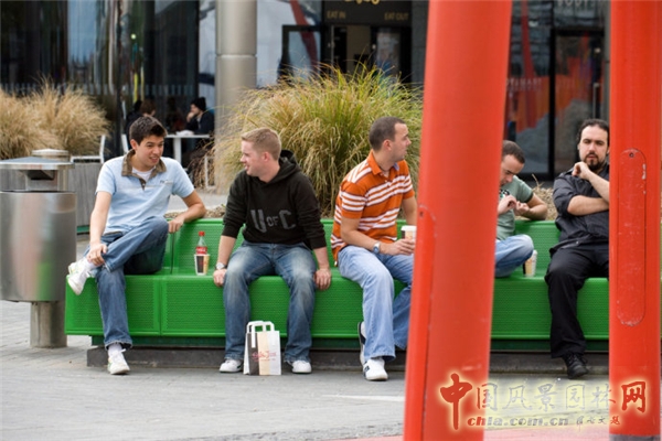 【9月13日頭條】愛爾蘭都柏林大運河廣場景觀改造