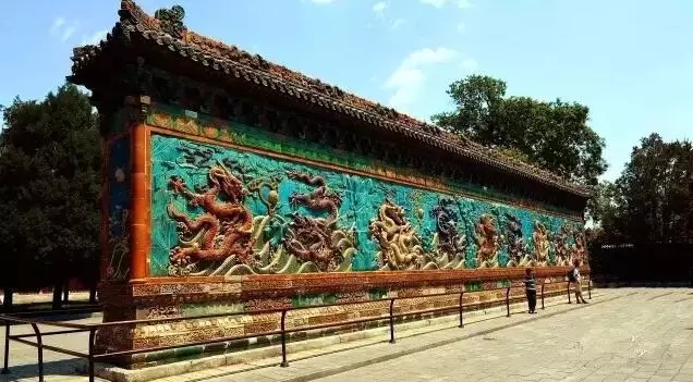 開門見墻—影壁