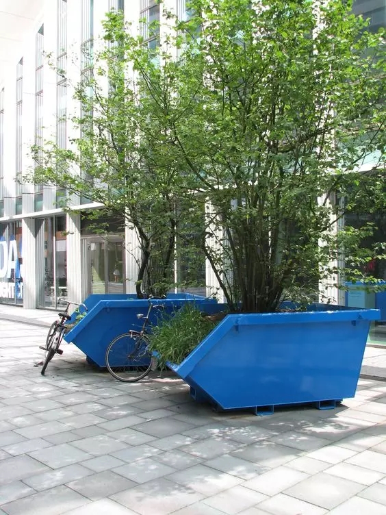 樹池和坐凳的完美組合