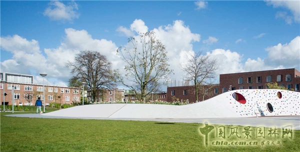 【9月22日頭條】荷蘭“荒野生存”兒童游樂場景觀設計