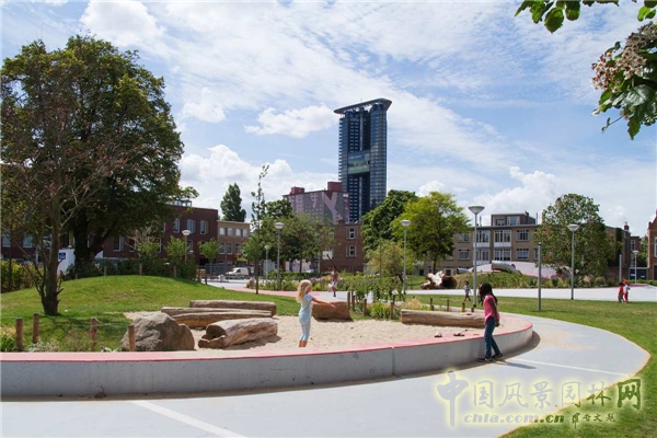 【9月22日頭條】荷蘭“荒野生存”兒童游樂場景觀設計