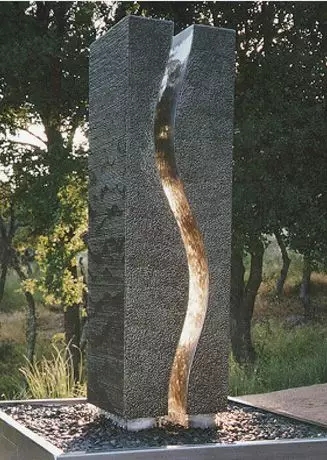 不銹鋼材料做景觀也高顏值