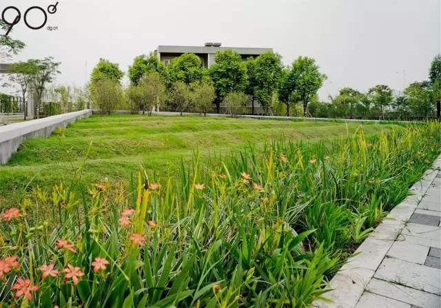 低維護生態園區：萬科研究中心