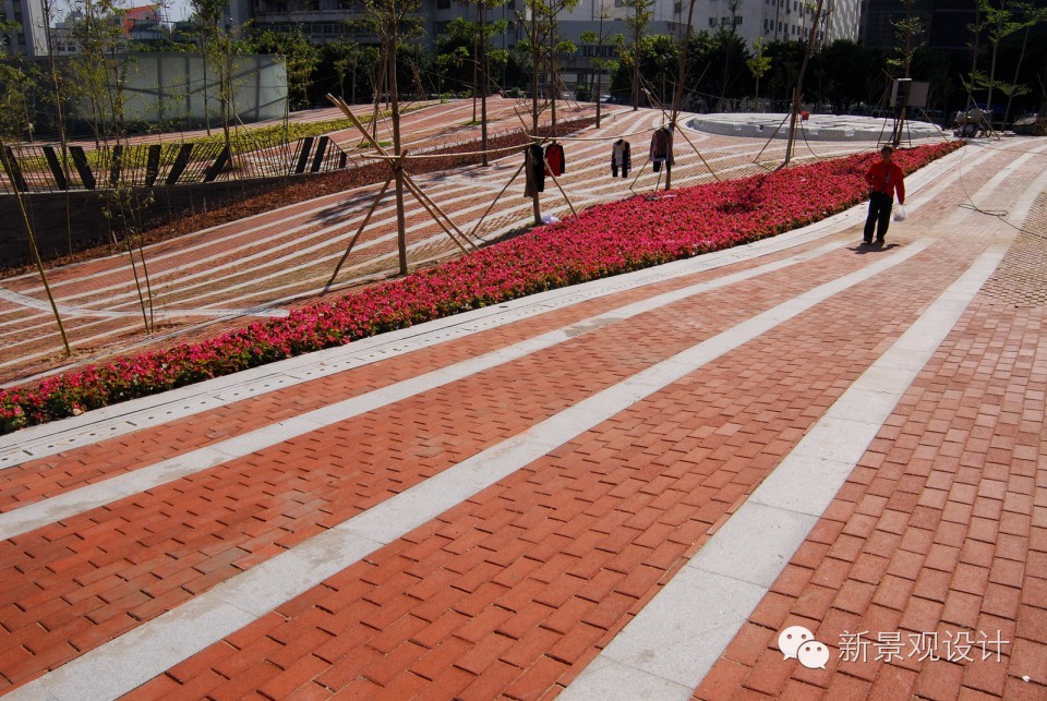 廣場案例:深圳松崗中心廣場