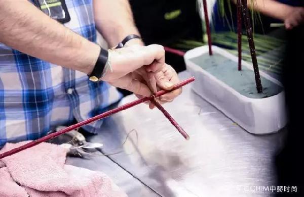 用低成本架構(gòu)出更具設(shè)計(jì)感的花藝形態(tài)