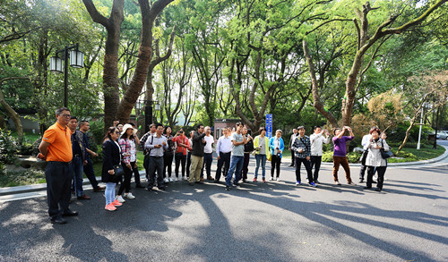 深入企業共話園林發展——風景園林部落一行參觀考察西湖山莊項目