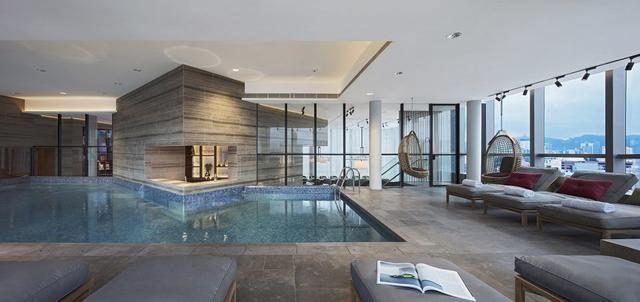 繁華都市的屋頂活力空間——香港空中花園