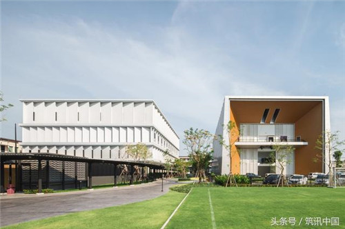 大氣磅礴的國際學校禮堂設計引人關注