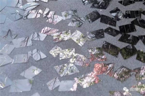 設計師用棱鏡打造出“萬花筒中的常春藤”