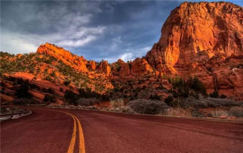 美國(guó)錫安國(guó)家公園一步一景,美不勝收
