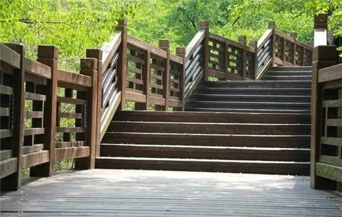 景區棧道多如牛毛，吸引游客才是王道