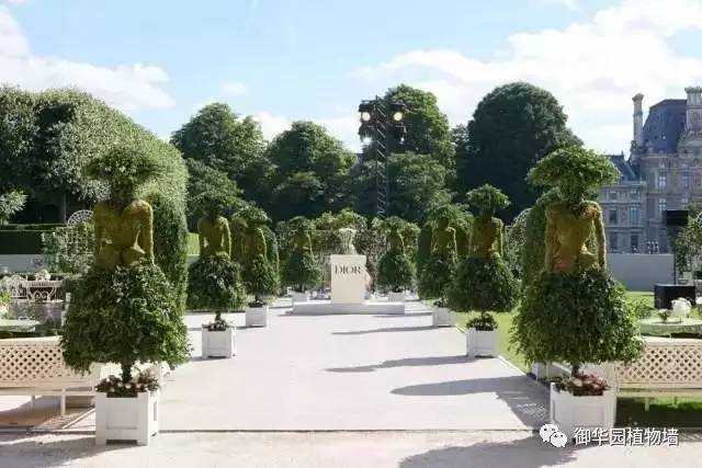 Dior70周年展，植物墻又出風頭了！