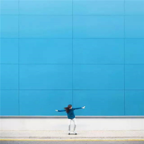 西班牙小情侶把全球景點玩出小情調