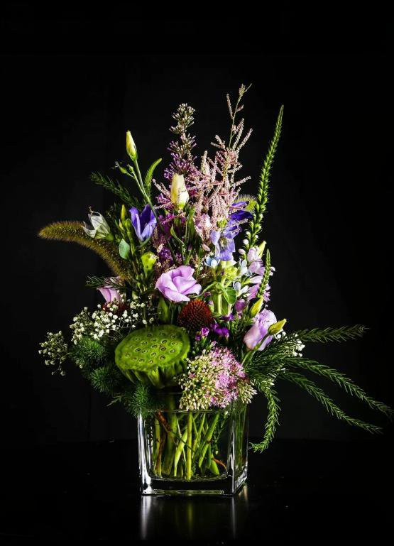 唯美的插花藝術 沉迷花色無法自拔