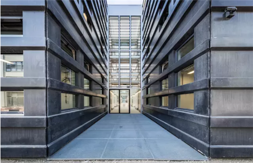 工程大學環境創新 學校內部設計成一座城市