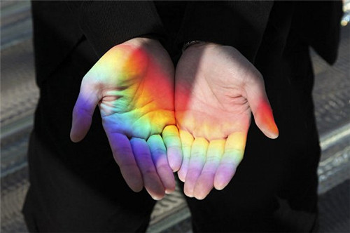 這間幾乎純玻璃制的日式茶室即將環(huán)游世界