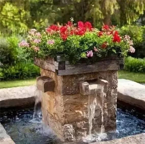 院子里造個小水景檔次提高了十倍不止