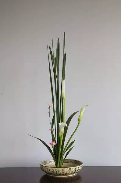 中式插花的布局技巧