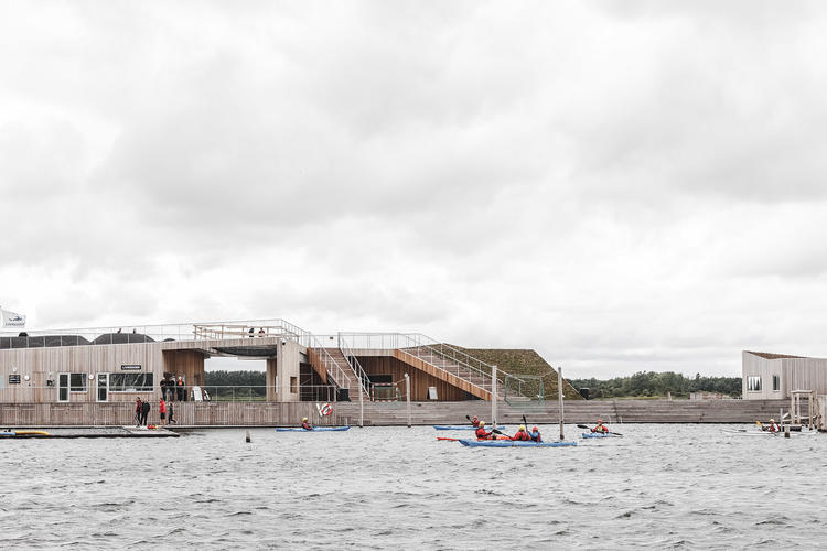丹麥這座公園，有趣結合了人造設施與自然景觀