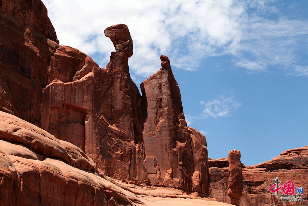 美國拱門國家公園 穿越三億年時(shí)光的壯麗
