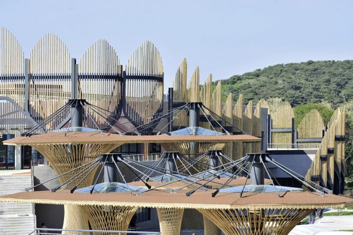 沈陽森林動物園熊貓館建筑景觀設(shè)計