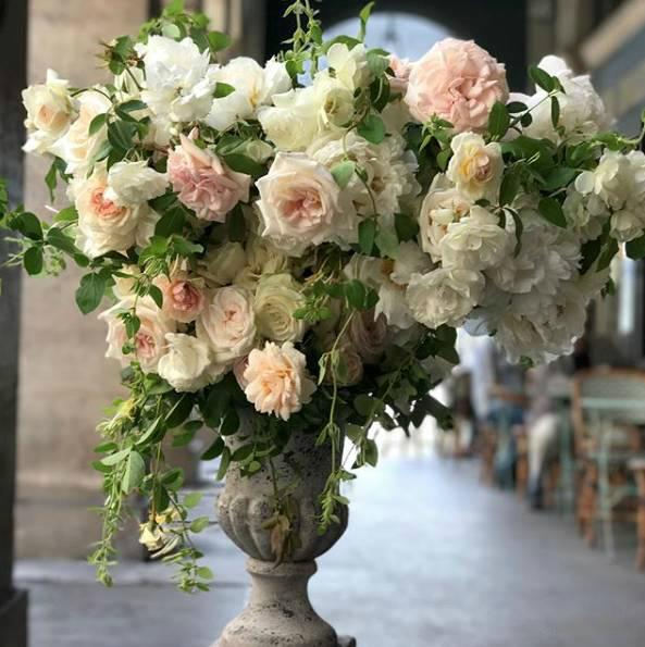 花藝設計中的色彩搭配技巧