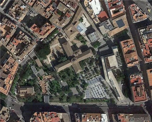 廢墟中的現(xiàn)代醫(yī)院景觀改造