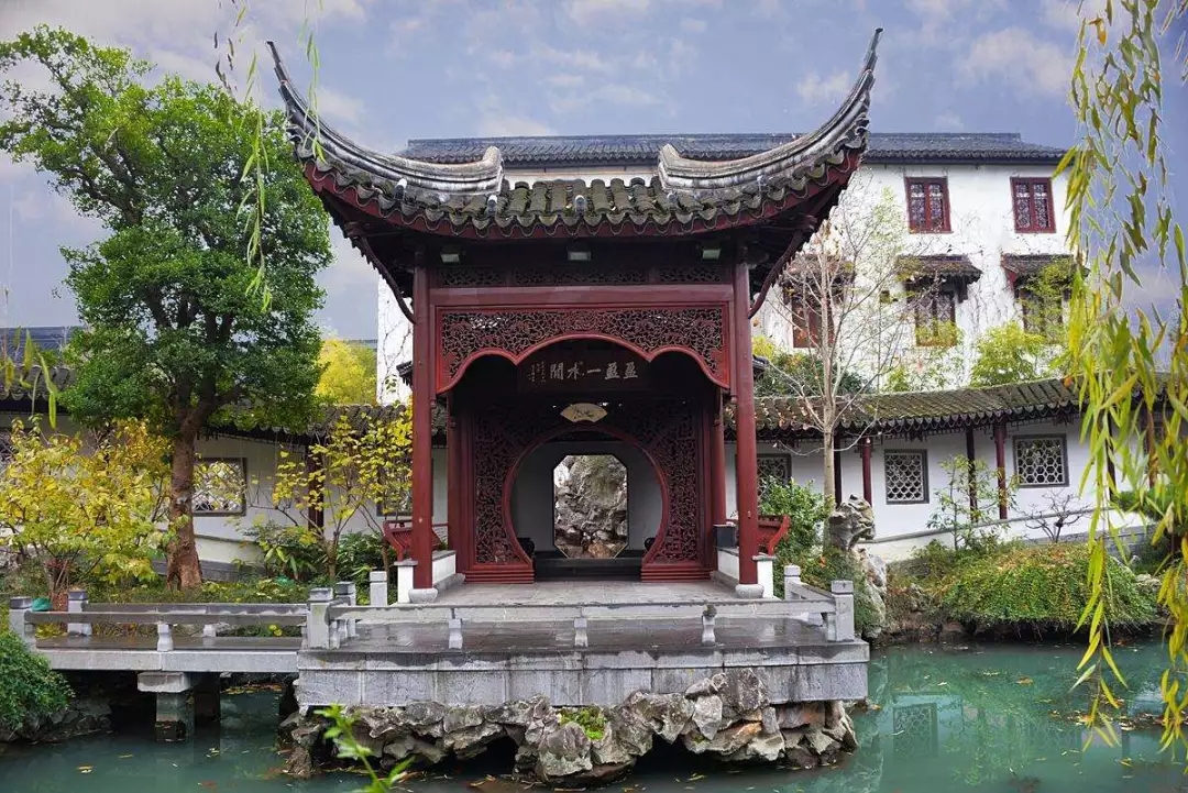 瞻園的驕傲與放縱——新瞻園的放縱