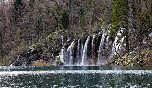 “十六湖國(guó)家公園”撫慰人內(nèi)心的是純粹自然